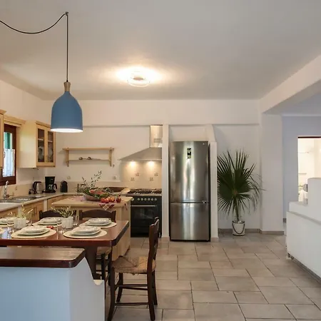 בית נופש Paros Camares Sunwine