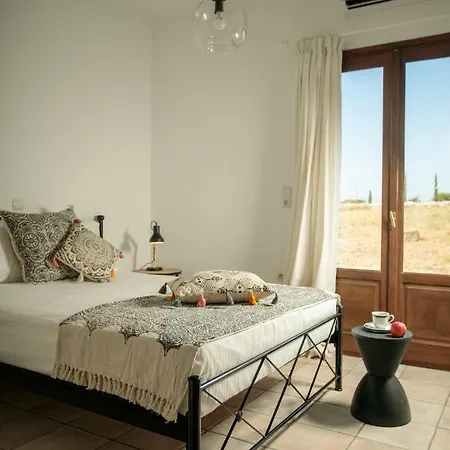 Paros Camares Sunwine *